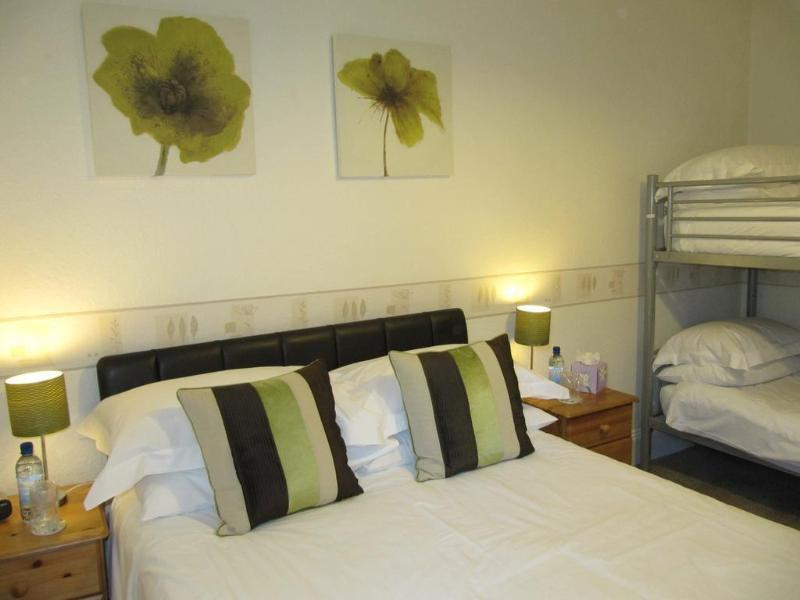 Bed and Breakfast The Shirley Торки Экстерьер фото
